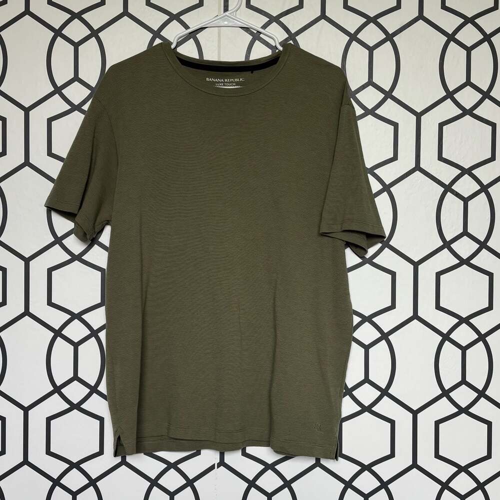 Banana Republic Luxe Touch Performance Tee XL Olive Green